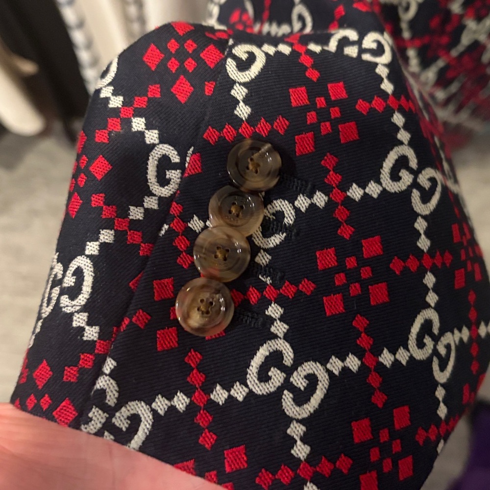 Gucci Men's Red and Navy Patterned Blazer - Picture 8 of 8